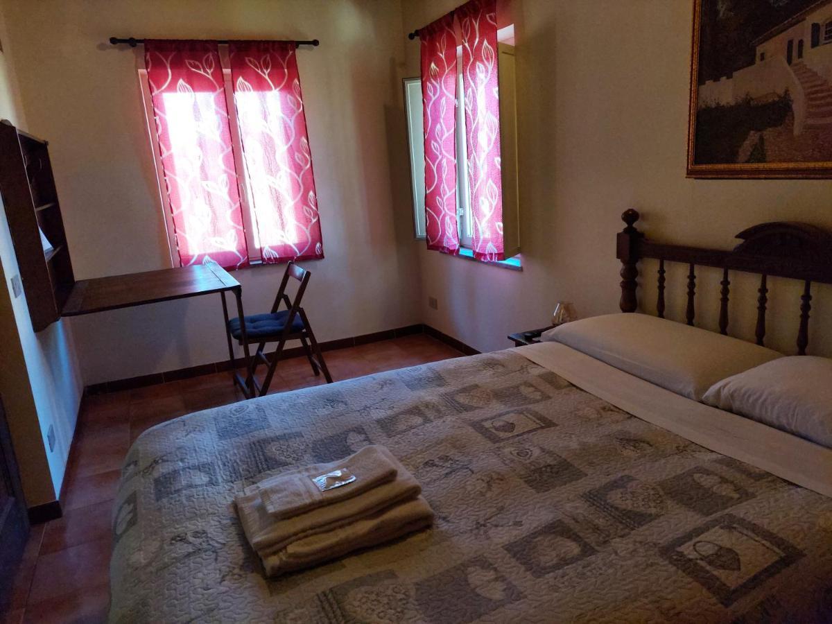 Bed And Breakfast Monticelli Capranica Kültér fotó
