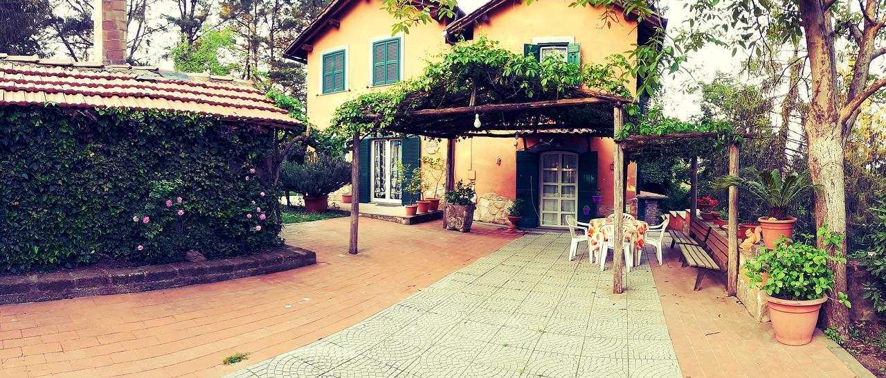 Bed And Breakfast Monticelli Capranica Kültér fotó